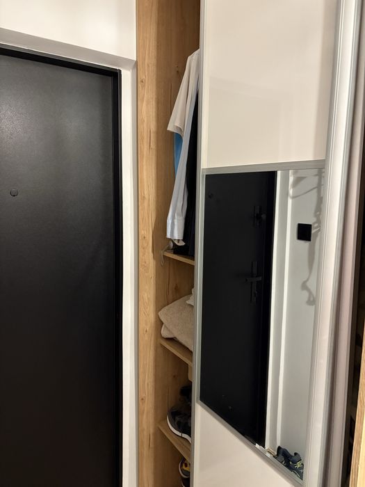 Sprzedam szafe z lustrami