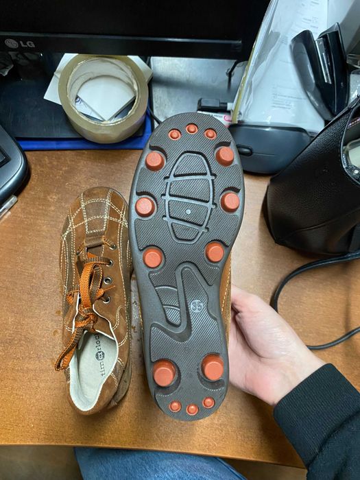 кросівки/бутси дитячі 35 розмір Vera Pelle