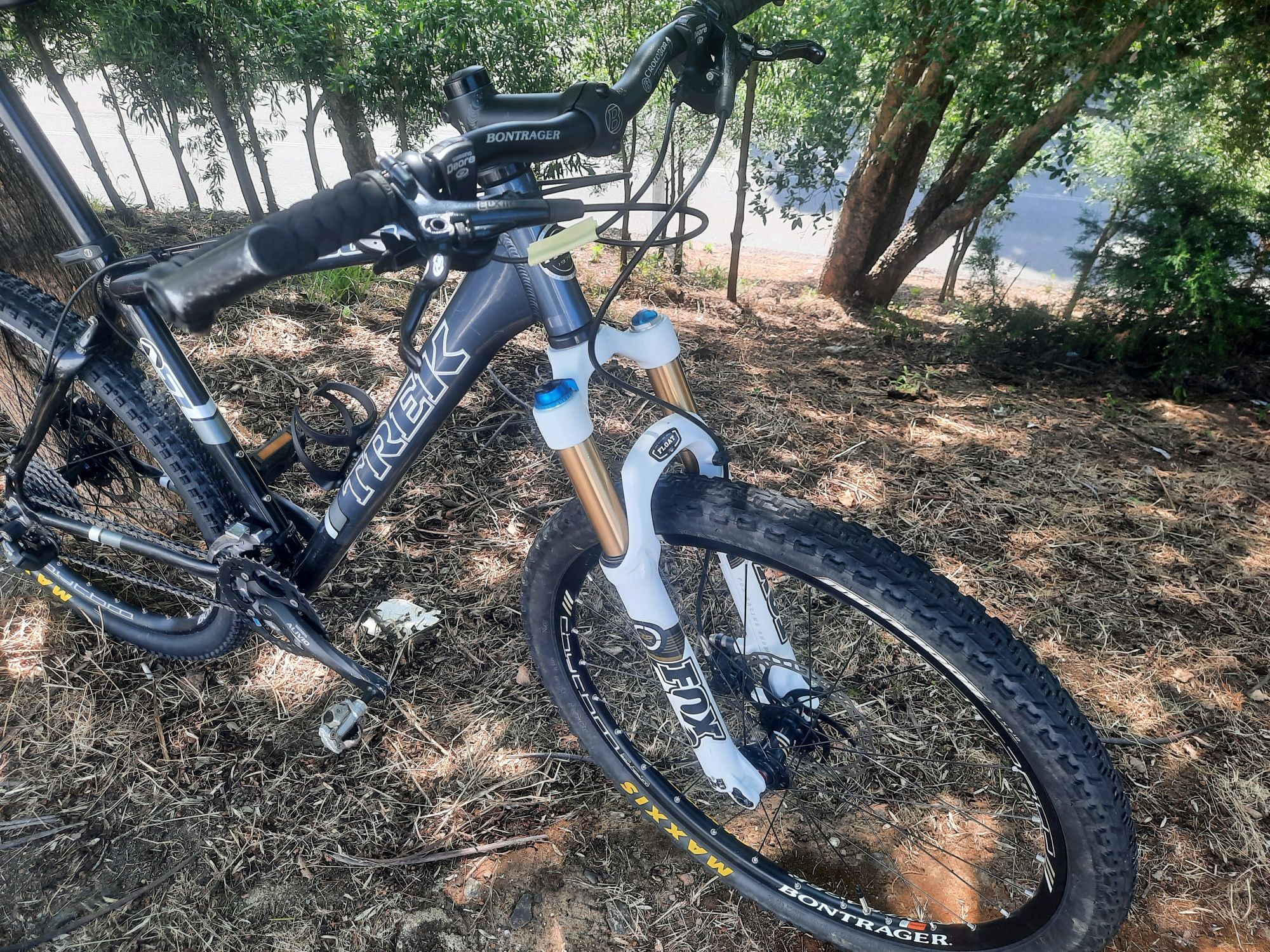 Trek de btt com fox barataa
