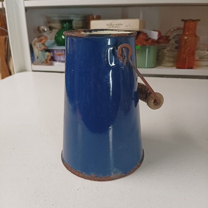 Nr 7 Kanka bańka na mleko emaliowana