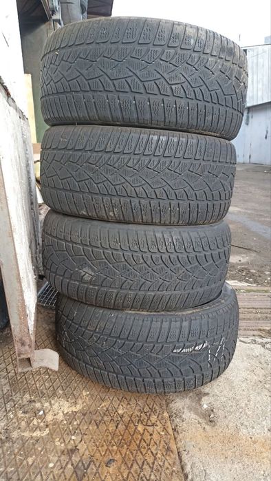 R18 245/40 зима резина