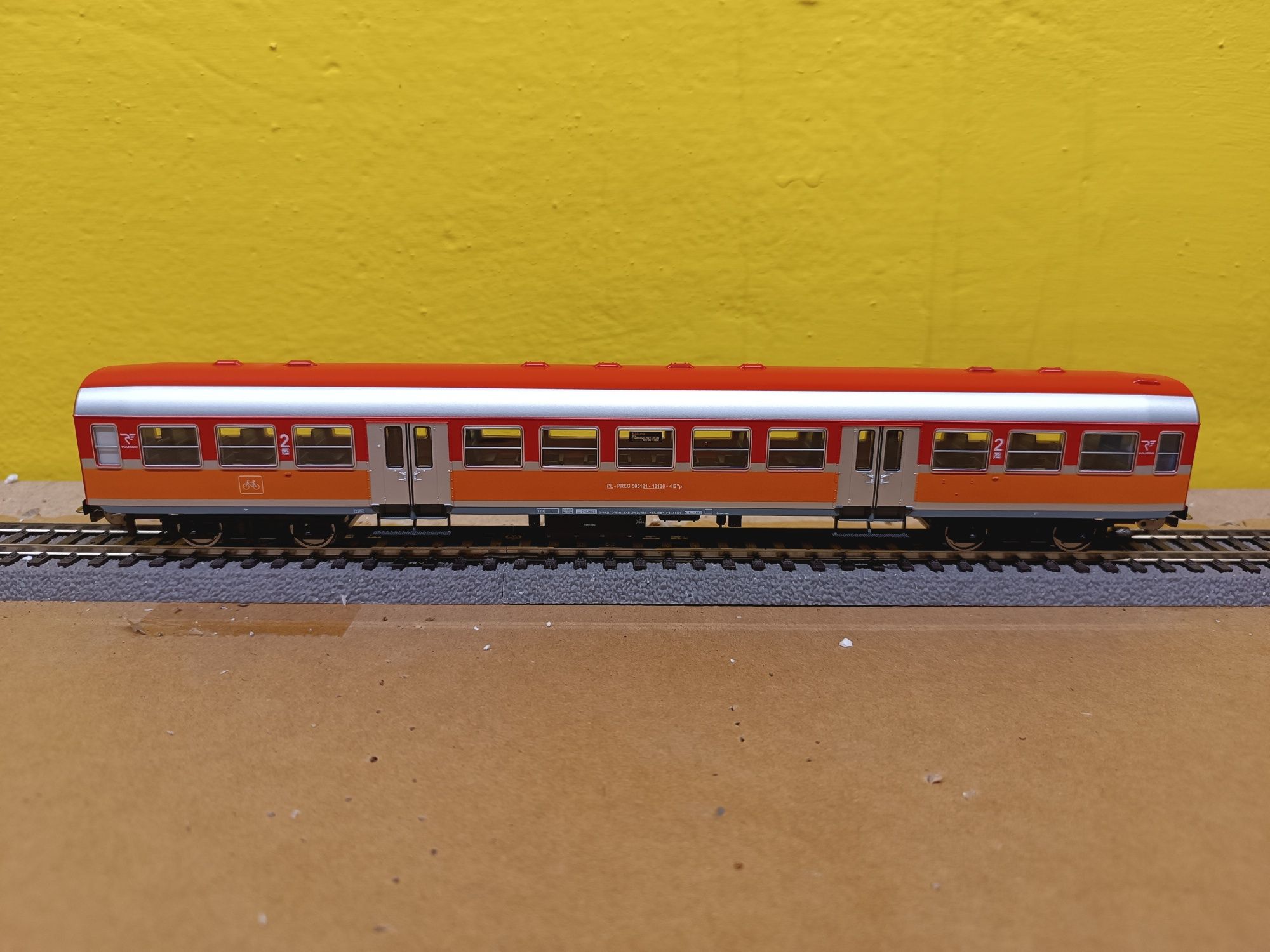 Wagon osobowy 120A, EP VI polregio Piko H0