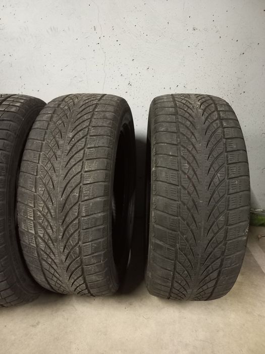Opony zimowe 205x55 r16