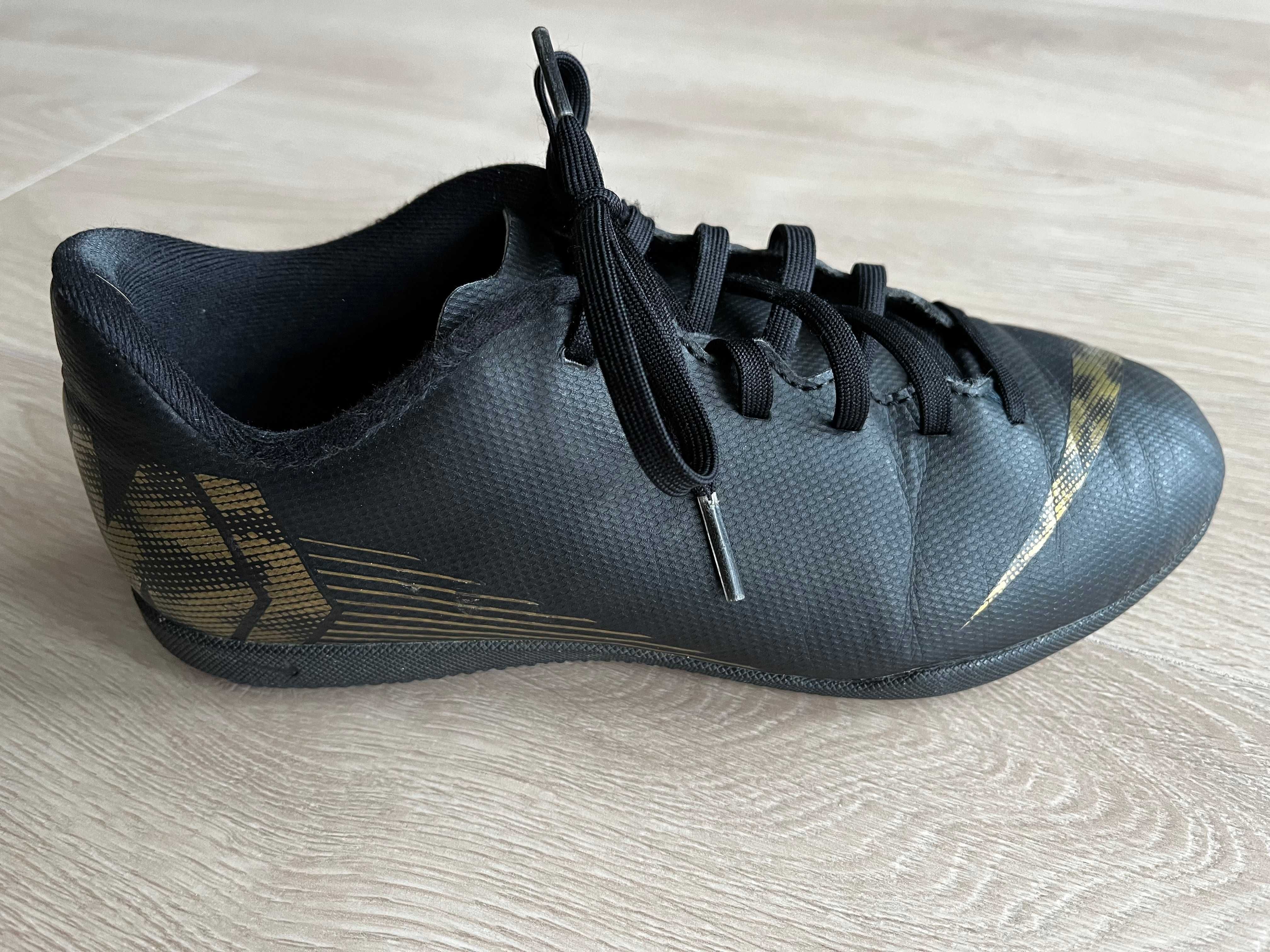 Buty piłkarskie halowe dziecięce Nike Mercurial JR rozmiar 36,5