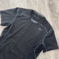 Спортивная футболка для спорта Nike pro combat