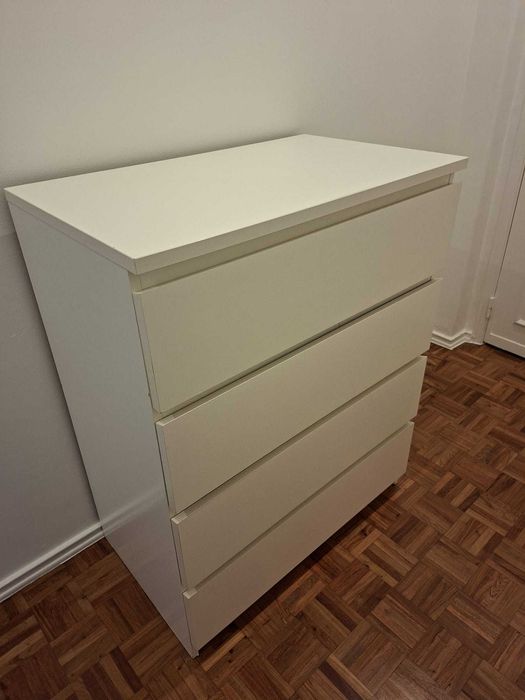 Comoda ikea branca