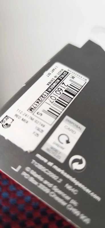 Dwa nowe krawaty Marks & Spencer do prania w pralce