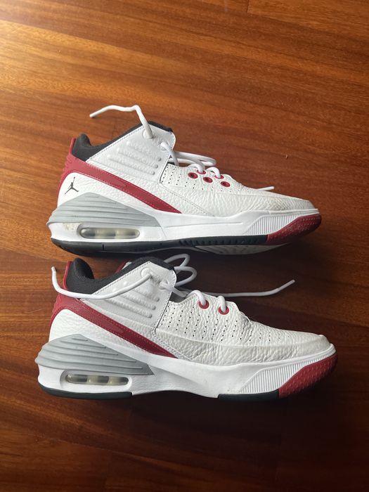 Sapatilhas Jordan Max aura 5