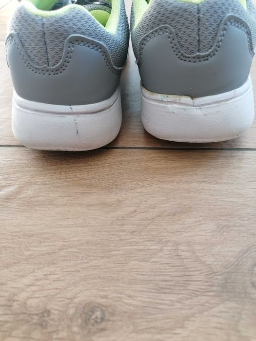 Buty sportowe chłopięce rozmiar 30