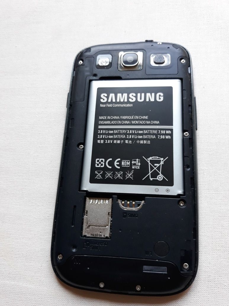 Телефон Samsung Galaxy  s3 duos
