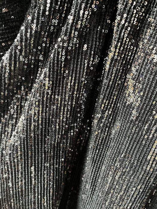 Sylwestrowo imprezowa sukienka w cekiny