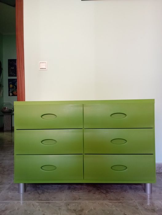 Cómoda de 6 gavetas verde