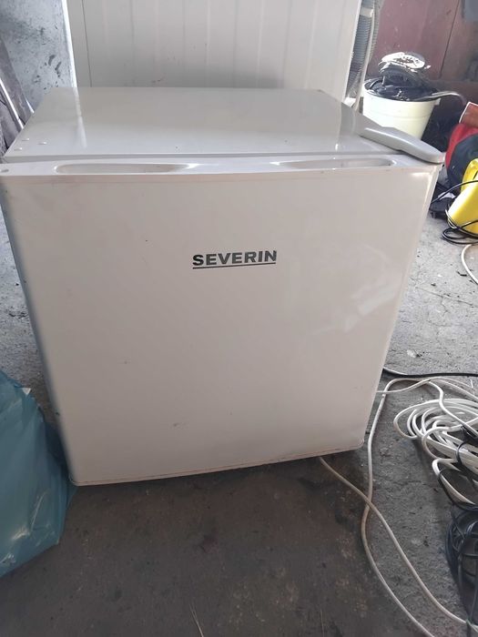 LODÓWKA mala  sprzedam