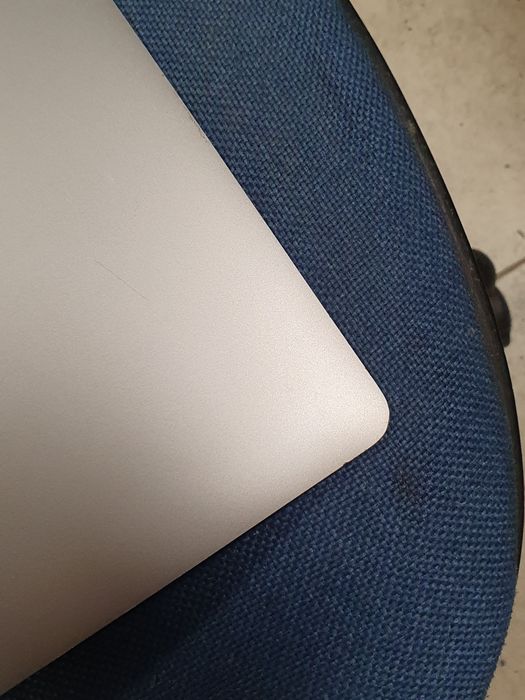 Дисплей матриця apple macbook pro a2141 space gray незначний недолік