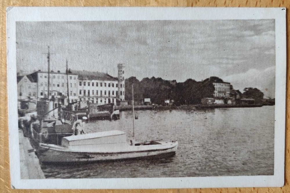 Karta pocztowa Świnoujście Port zdjęcie Jan Bułhak okres PRL