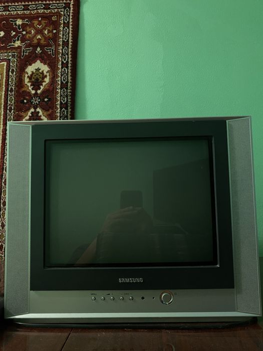 Продам телевізор Samsung CS-15K30MJQ + приставка т2