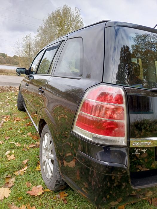 Opel Zefira 1.8 газ/бензин