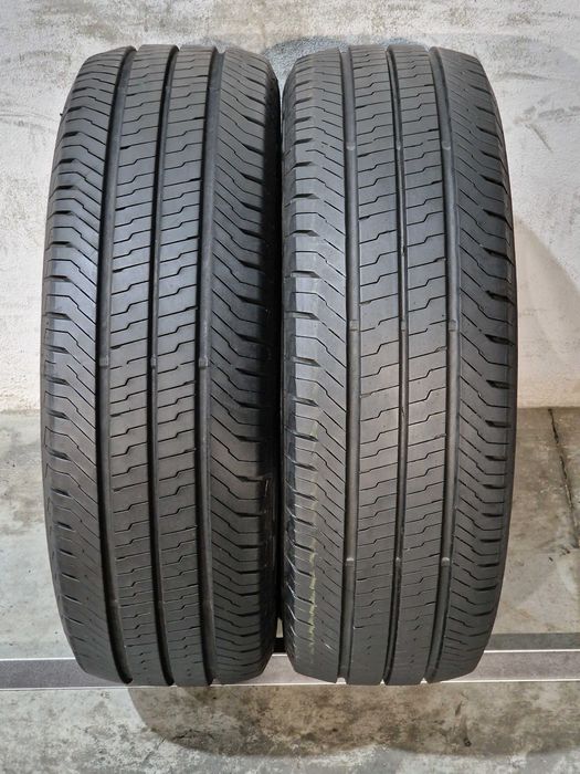 2 Pneus CONTINENTAL 215/60R17C Semi Novos