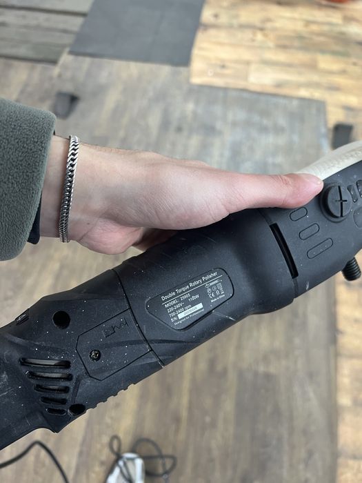 Полировочная машинка Clover