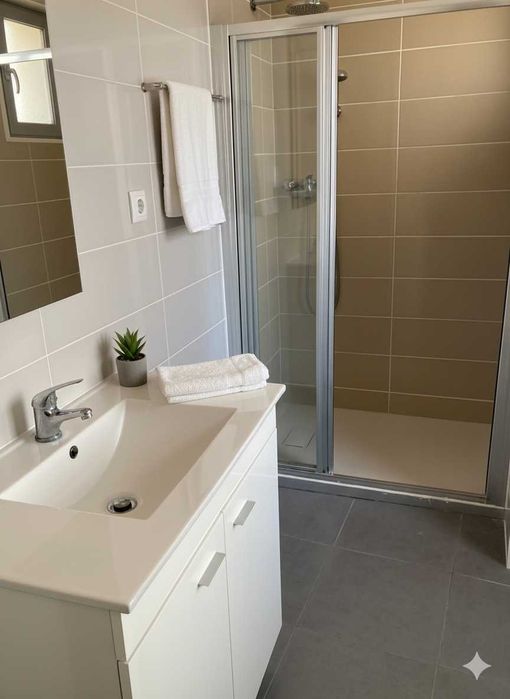 Moradia T4+1 com garagem dupla em Vila Nova de Anços | Soure