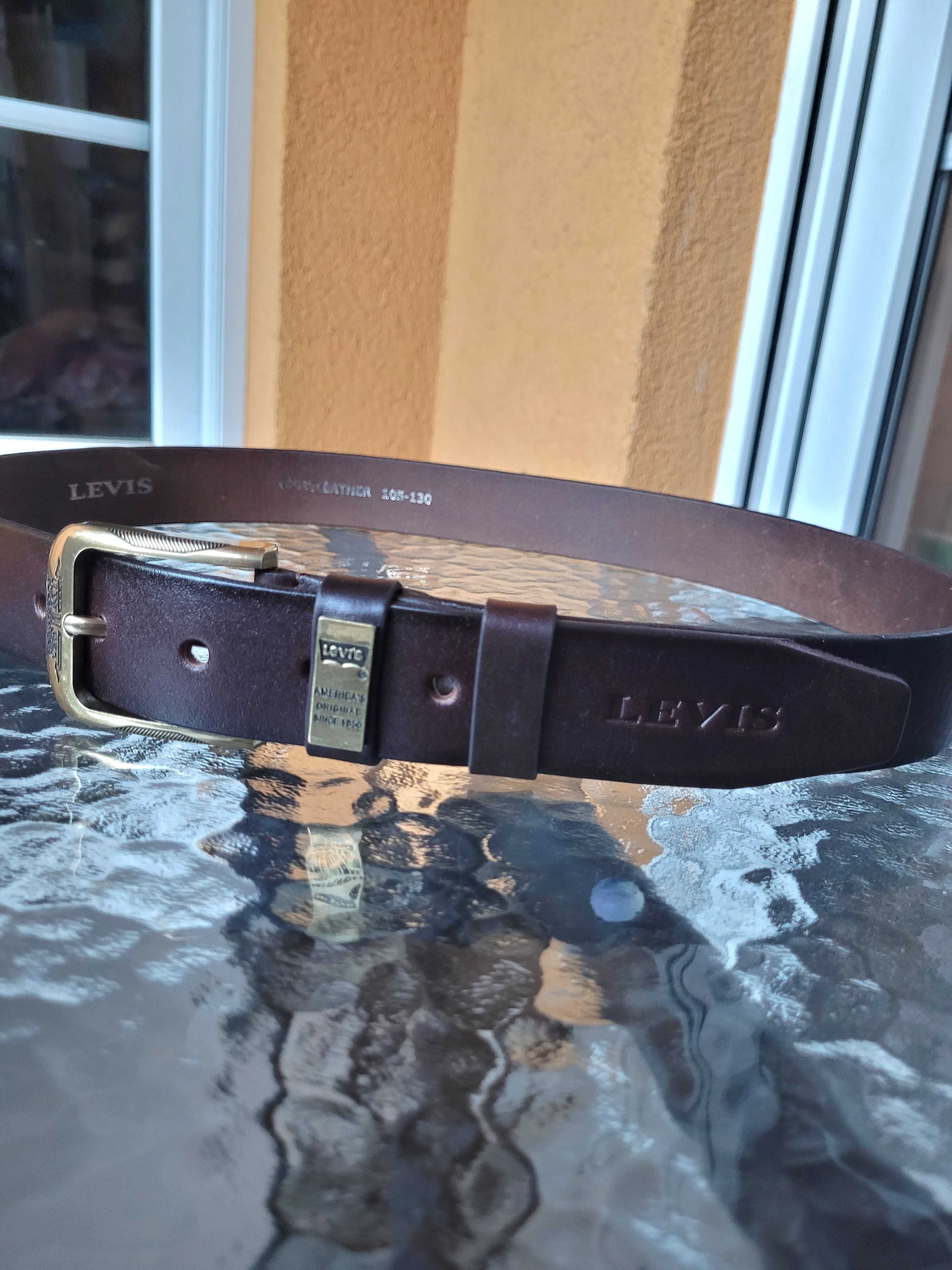 Branzowy męski skozany pasek Levi's 120 cm