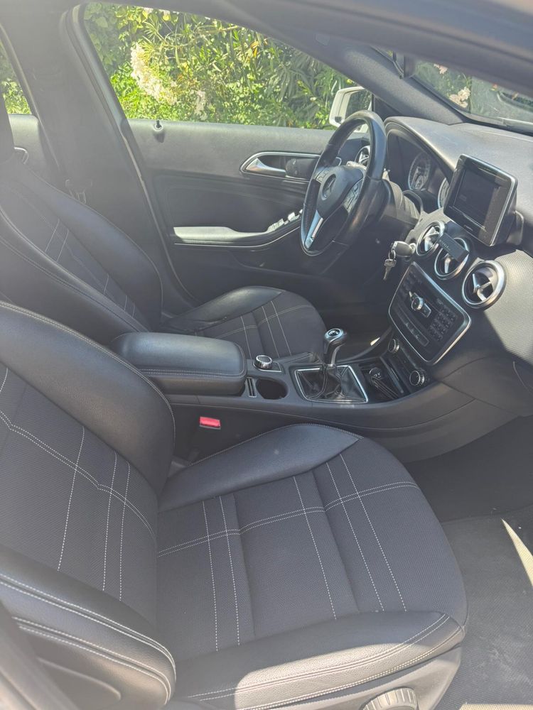Mercedes-Benz A180d