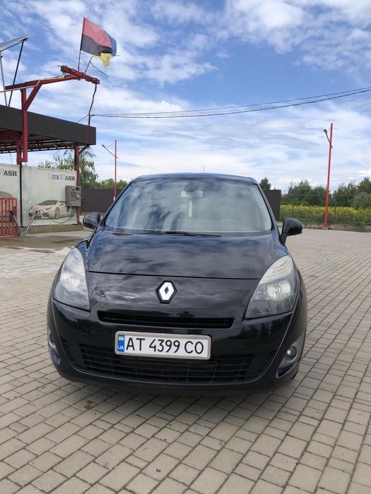 Рено Гранд Сценік