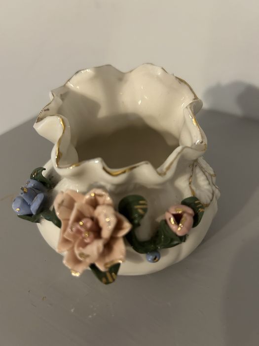 Porcelanowe puzderko/ szkatułka