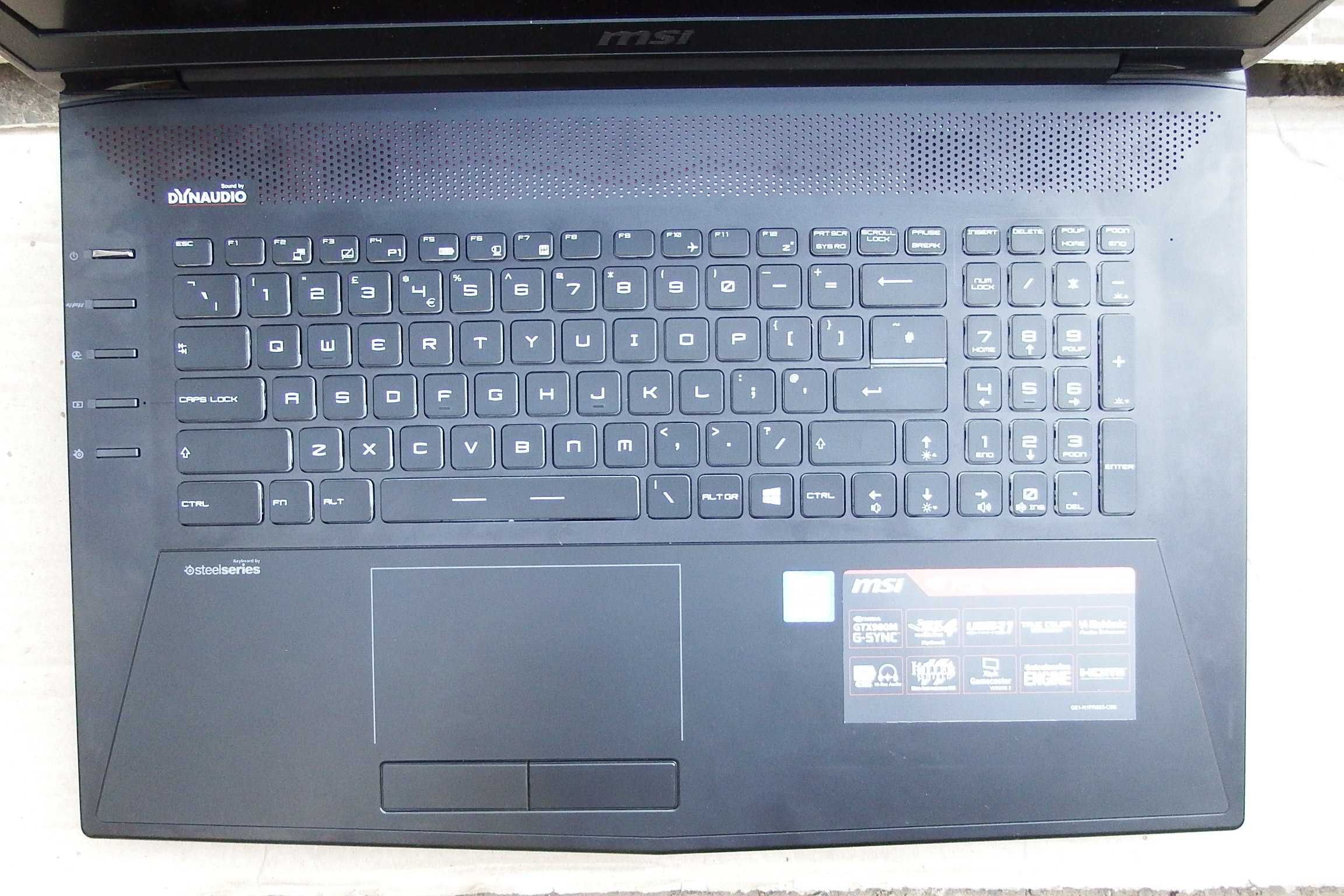 Ноутбук MSI GT72S 6qe
