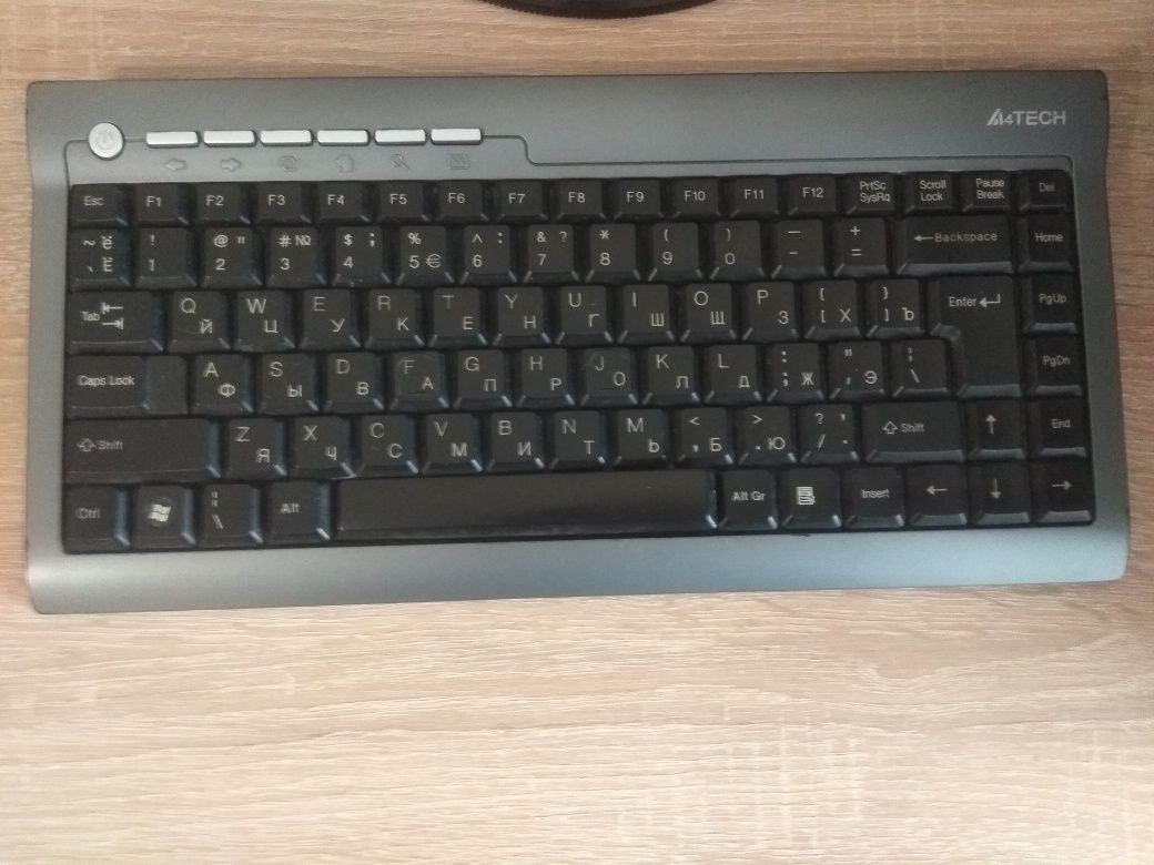 Компьютер LG , системный блок, монитор, клавиатура