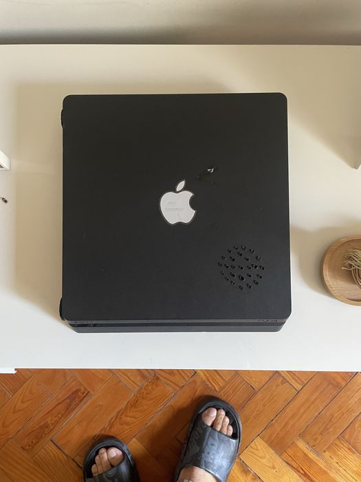 PS4 1T unico dono , formatado como novo, oportunidade ..