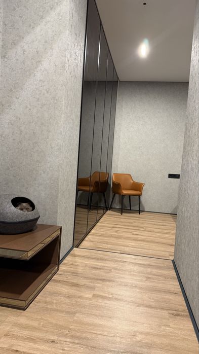 Продаю 3-х кв коммерческая 3центпально - городской рн