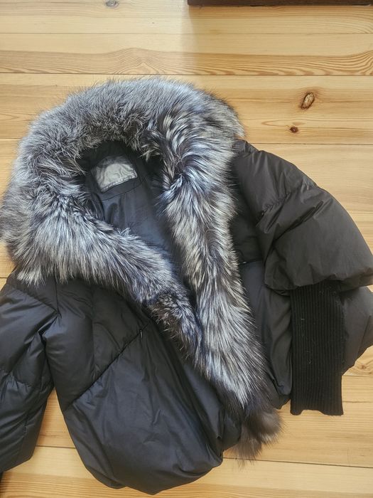Zimowa kurtka puch naturalny srebrny jenot  M/L