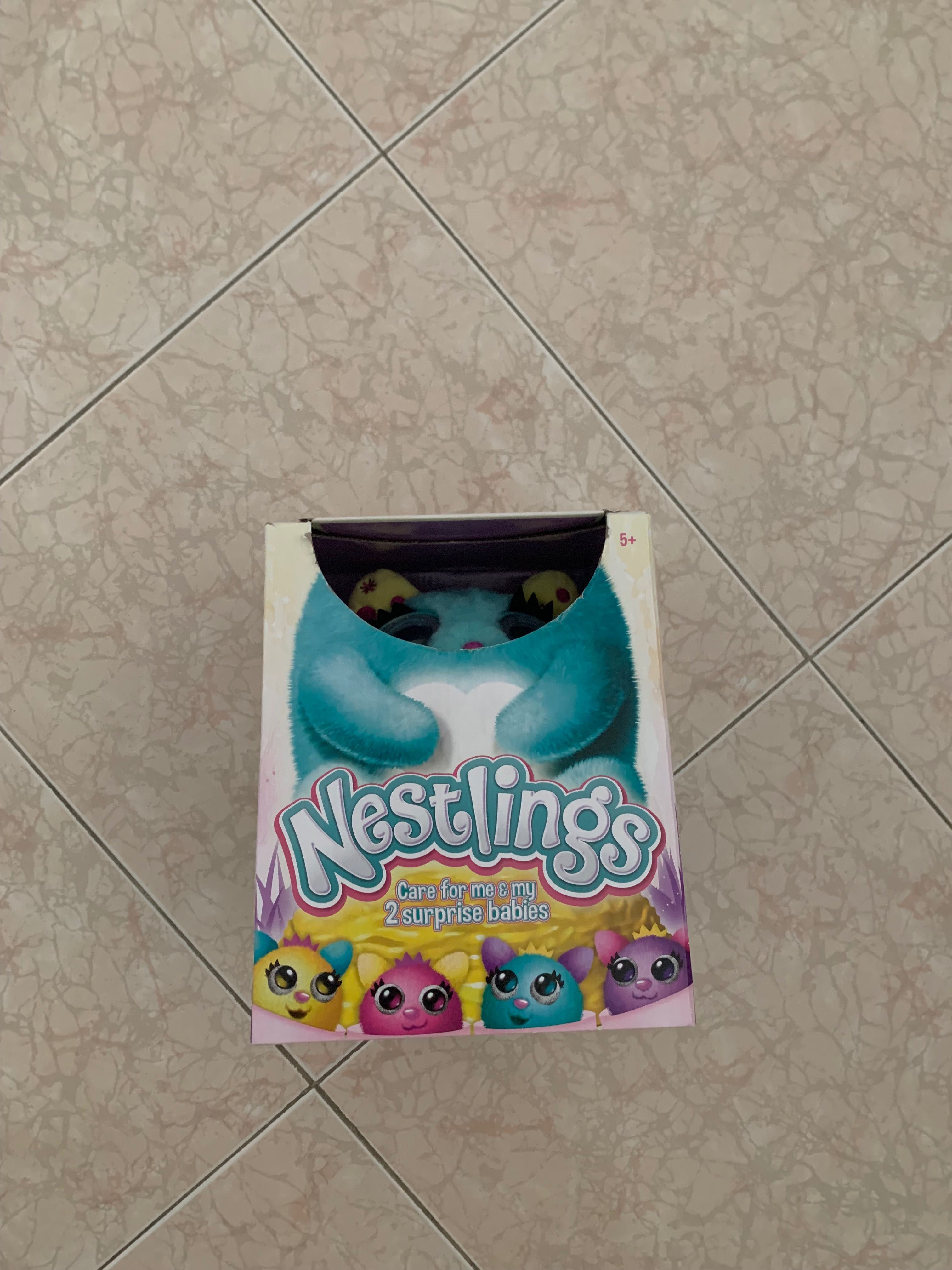 Boneco “ Nestlings”