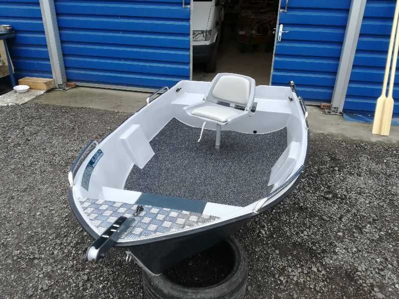 Łódka wędkarska Pucharex 300 Standard. Model 2021.
