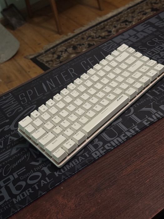 Продам ігрову механічну клавіатуру Ajjaz AK33