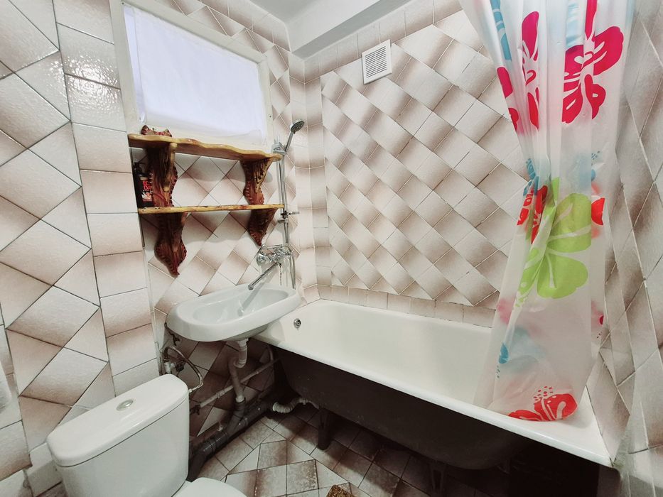 Здам 2к. квартиру на Космосі.