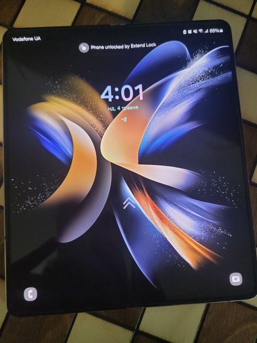 Samsung galaxy fold 4 12/256 GB