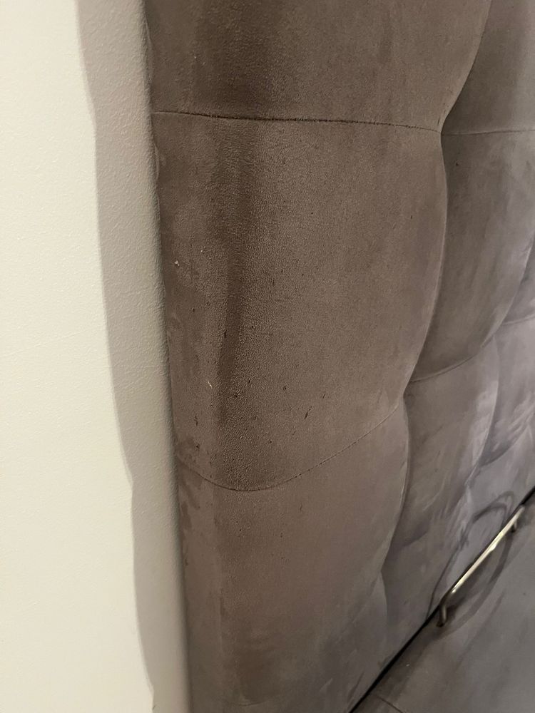 Cama sommier com cabeceira e arrumaçao