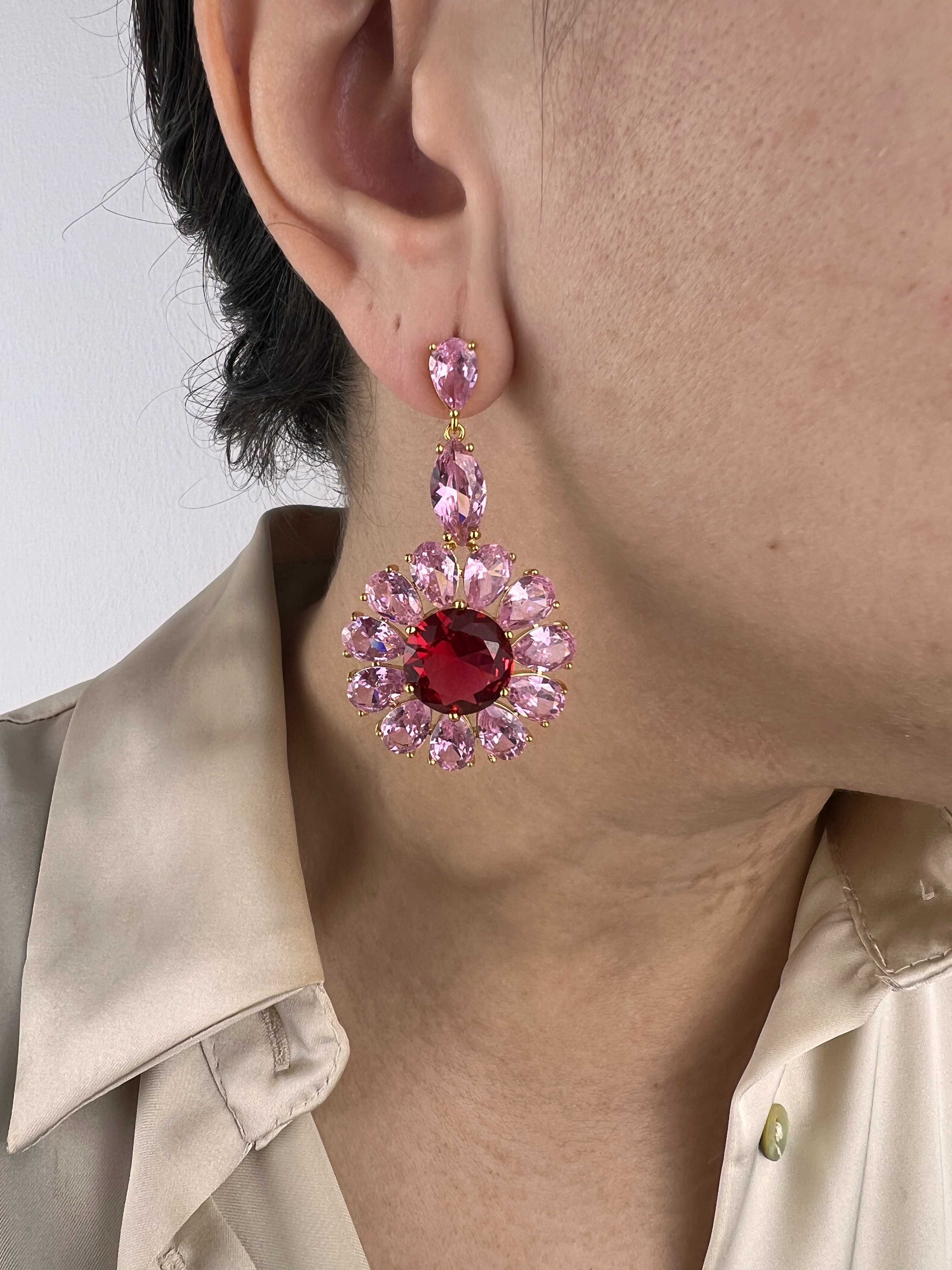 Brinco Ícone de Estilo: Um Toque de Glamour para Seu Visual