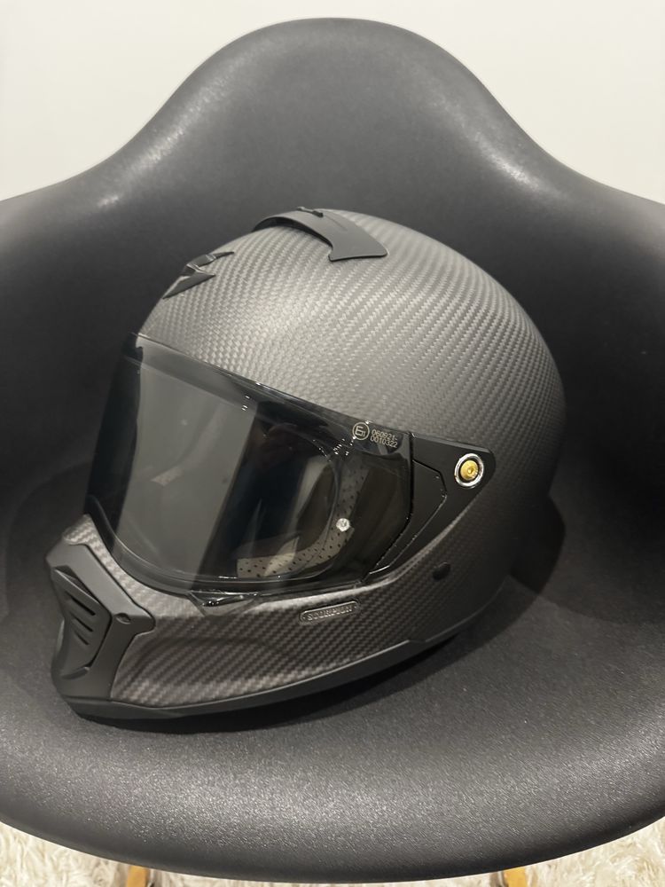 Capacete scorpion exo hx1 Carbon