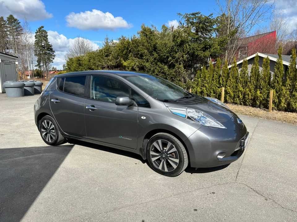 2017 Nissan Leaf 30 kWh Tekna 11/12 з Норвегії