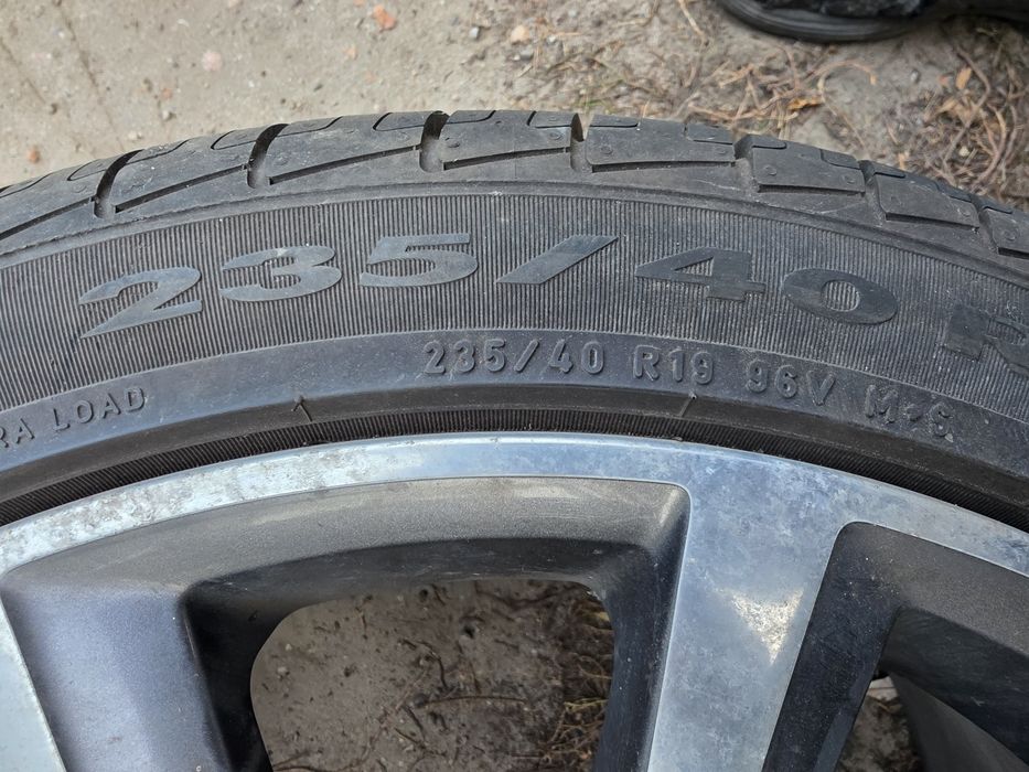 Felgi Volvo R design S60 19"x8 et55 5x108 63,3