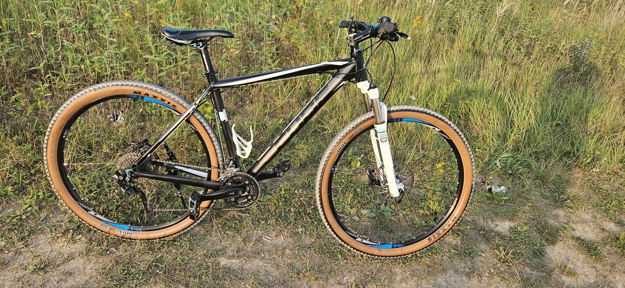 Rower MTB Cube Acid 29