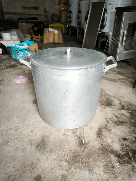 Panela em alumínio 100L