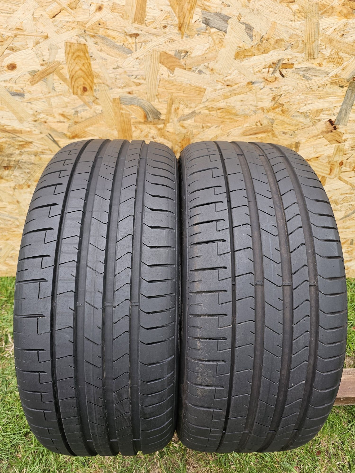 BDB Stan!!  6,7mm. 255/40 r20 Pirelli P Zero. 23/24