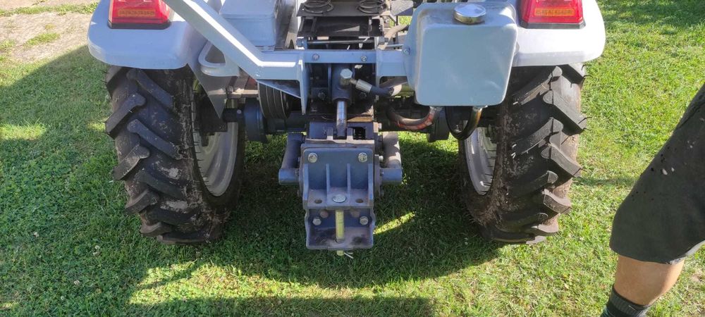 Mini Traktorek SCOUT T-25 z pługiem i kultywatorkiem