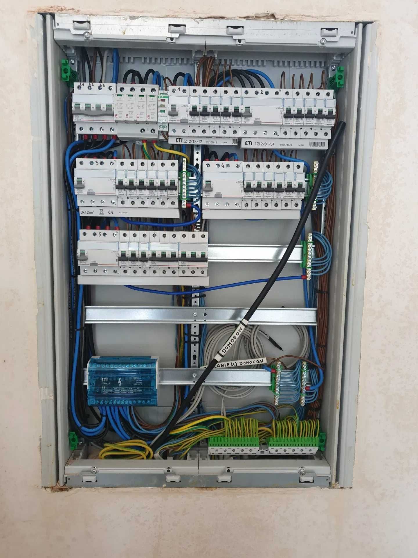 Elektryk-awarie 24h/7 |Kompleksowe usługi elektryczne| SEP E,D,pomiary