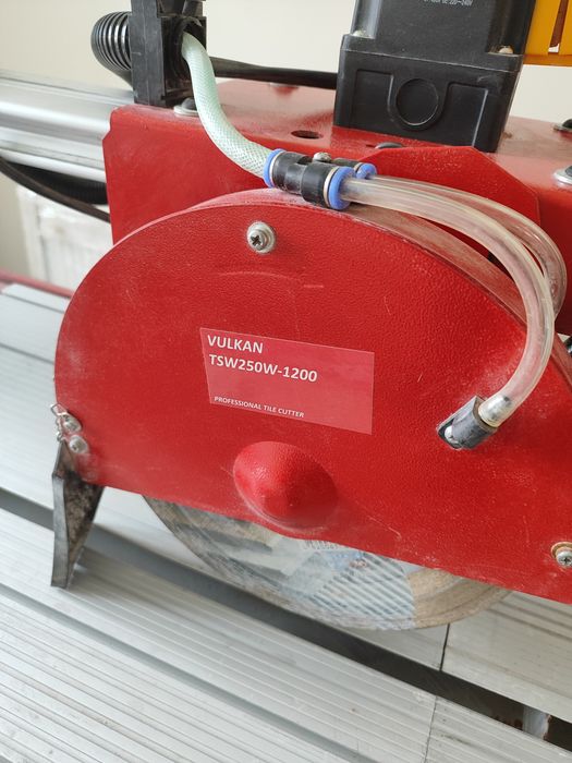Плиткоріз  Vulcan TSW 250W-1200 з диском дістар перфект 250