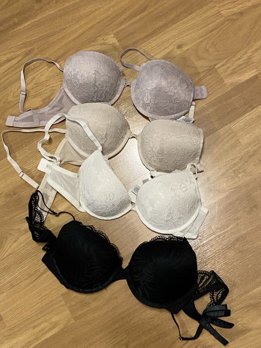 Biustonosze 75C 4 szt. nowe nieuzywane